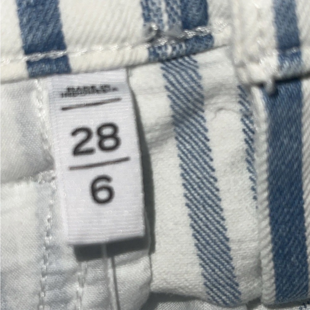 LOFT Women's Sz 6 / 28 Blue & White Striped Denim Cut Off Shorts NWT - Picture 8 of 9